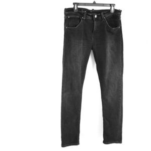 Levi’s Boyfriend Skinny Fit - faded black 30/32